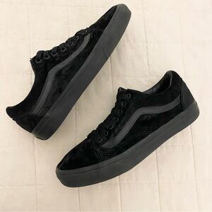 Vans Velvet Sneakers